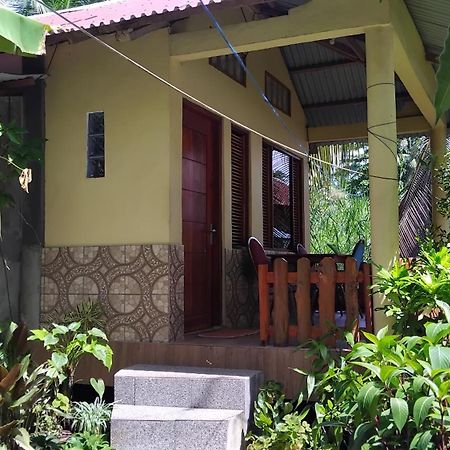 Lena House Flores Hitokalak Exterior foto