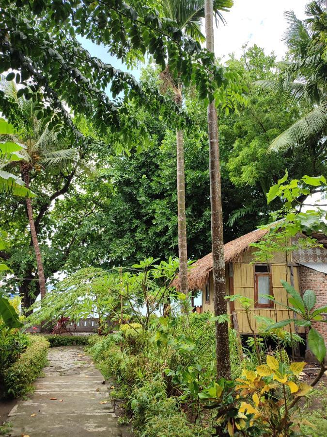 Lena House Flores Hitokalak Exterior foto